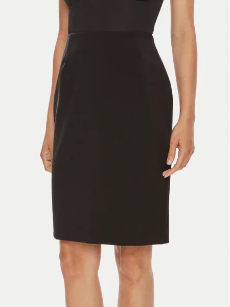 Ravno krilo Boss črna