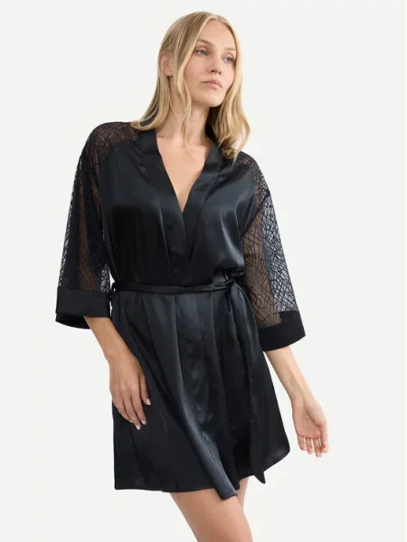 Triumph Kopalni plašč A Weekend To Remember črna