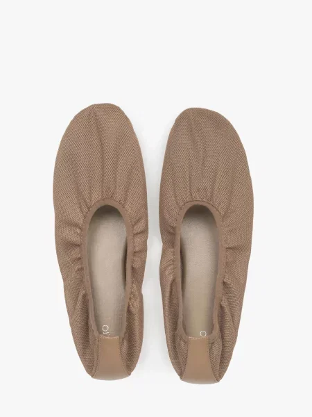 Туфлі та лофери Estro шкіра/текстиль бежевий