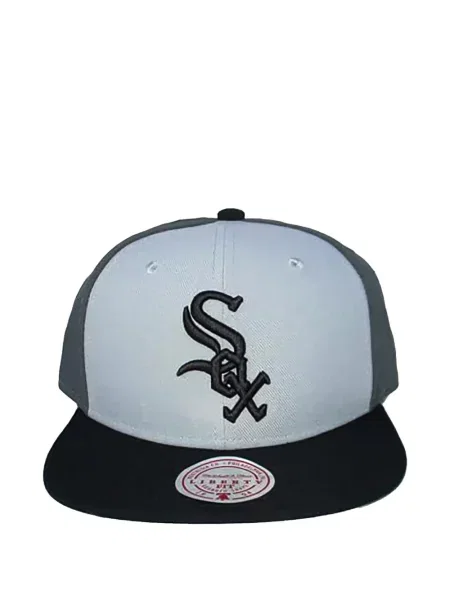 Căciulă Mitchell & Ness cu broderie gri