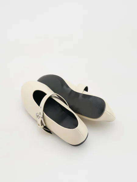 Балетки Reserved