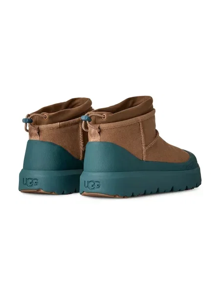 Замшевые классические сапоги Ugg