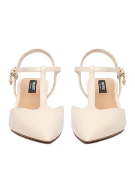 Körömcipők Nine West Ekru