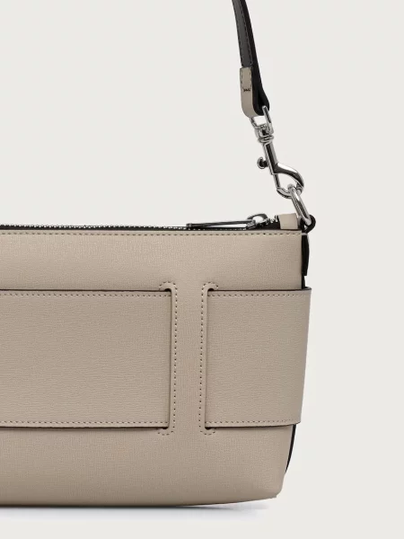 Кожаная сумка хобо Armani Exchange