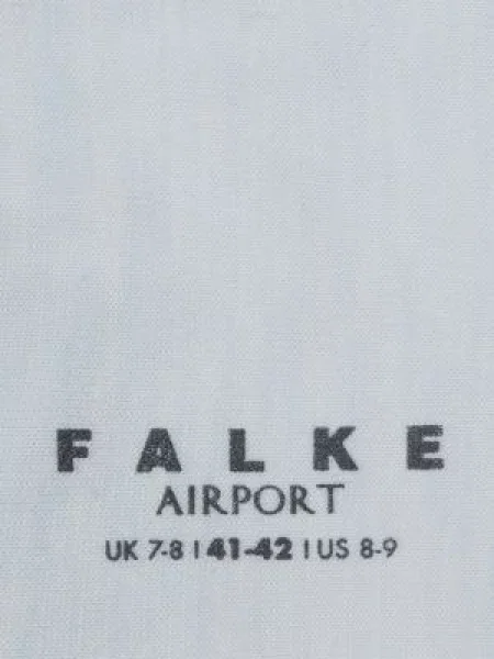 Skarpety z mieszanki żywej wełny model ‘Airport Sock’ Falke