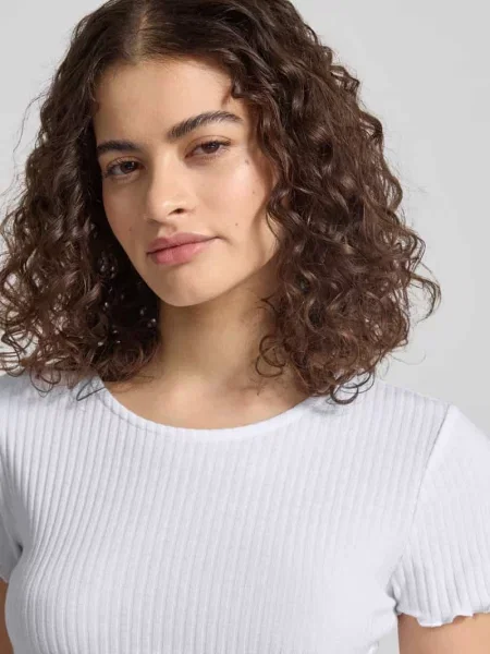 T-shirt o kroju slim fit z dodatkiem model EMMA' Only biała