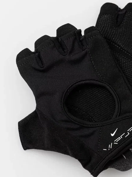 Перчатки Nike черные