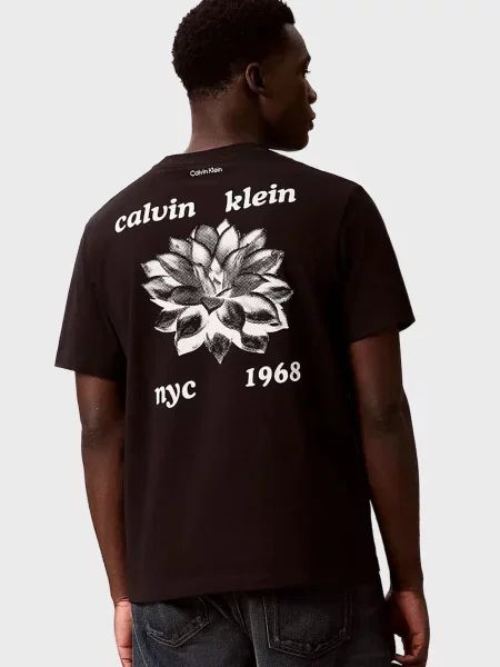 Футболка Calvin Klein Jeans черная