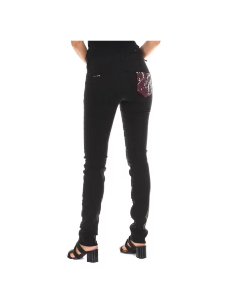Blugi Met negru