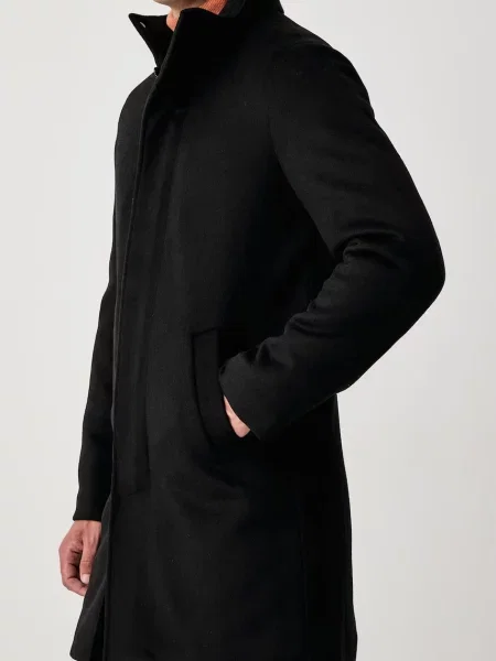 Шерстяное пальто Guess