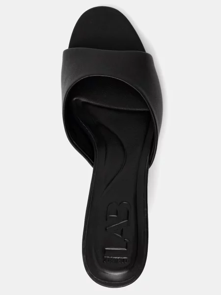 Кожаные шлепанцы Answear.lab