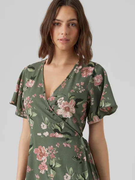 VERO MODA Šaty Saki / jedľová / púdrová / staroružová kaki