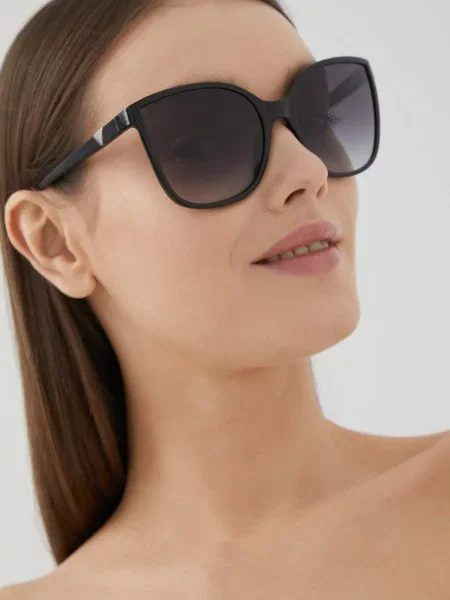 Guess ochelari de soare negru