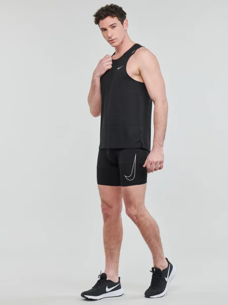 Pantaloni Nike scurte negru