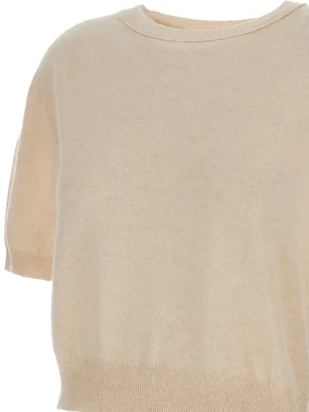 Tricou Lisa Yang scurt