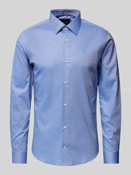 Koszula biznesowa JOOP! Collection;Mieszanka bawełny z dodatkiem streczu;Krój slim fit;Model ‘Pierce’;Kołnierzyk typu kent;Listwa guzikowa na całej długości;Sportowe mankiety;Długość ty niebi