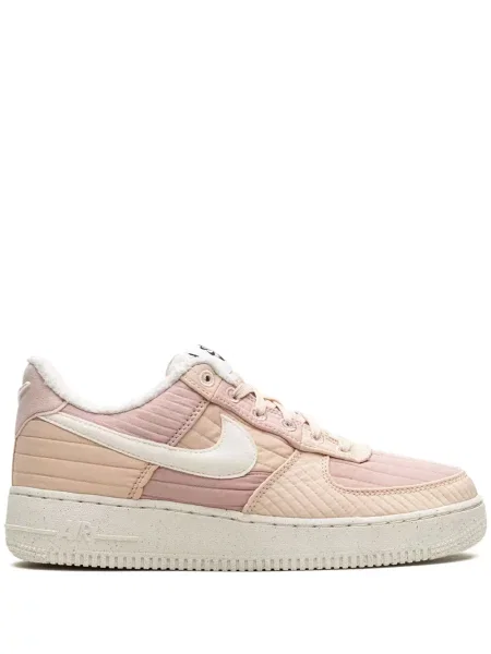 Маратонки Nike Air Force 1 кепър розово