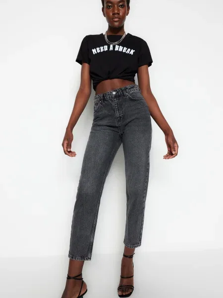 Kavbojke Trendyol siva