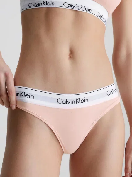 Стрінги Calvin Klein рожеві