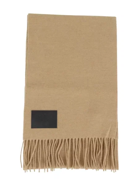 Szal Hogan z frędzli