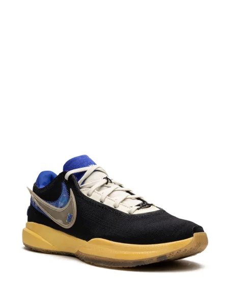 Sportbačiai Nike LeBron juoda