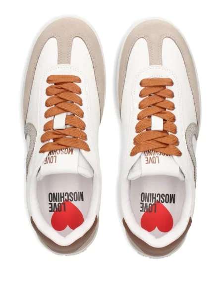 Маратонки Love Moschino със сърца бяло