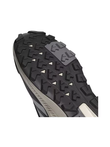 Félcipo Adidas bézs