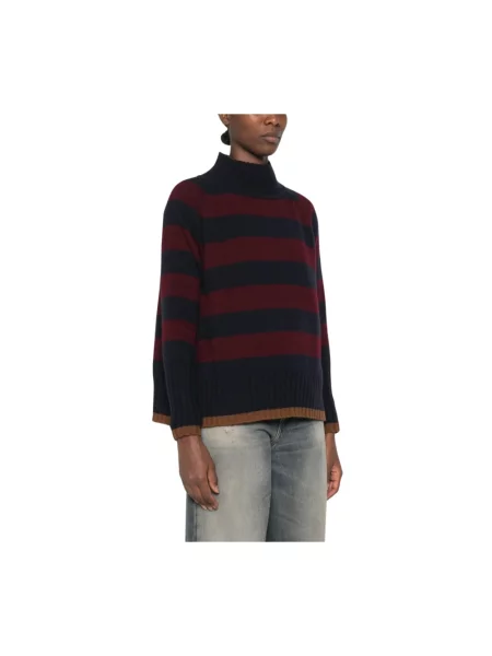 Sweter z golfem Be You czerwony