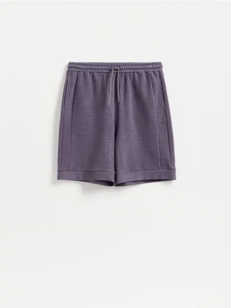 Reserved Pantaloni scurți regular violet-prună violet