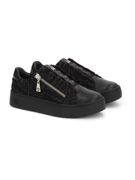 Sneakersy Kazar w paski z paskiem czarne