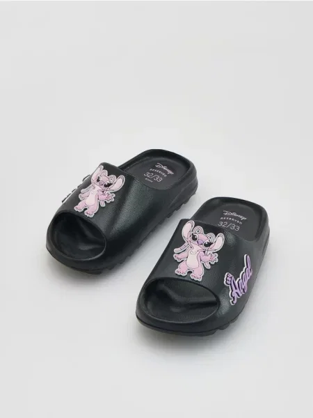 Тапочки Reserved черные