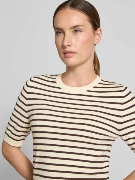Sweter Slim Fit z mieszanki S.oliver Red Label biały