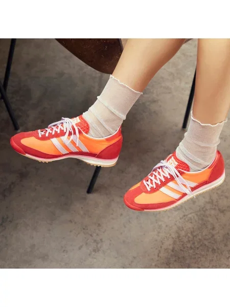 Tenisky Adidas Originals červené