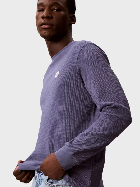 Лонгслив Calvin Klein Jeans фиолетовый