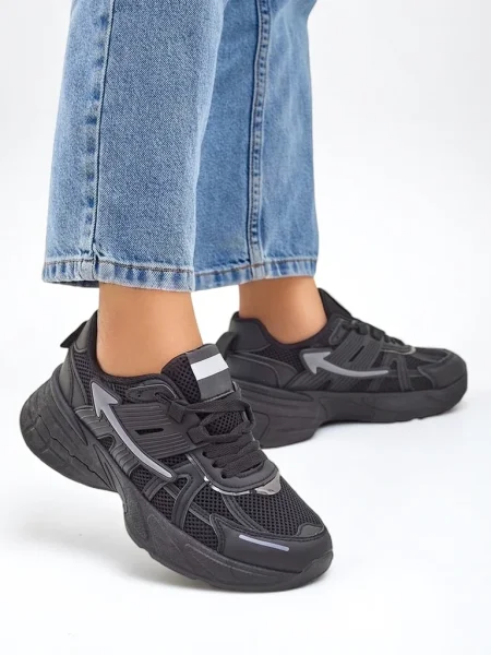 Sneakerși Resti negru