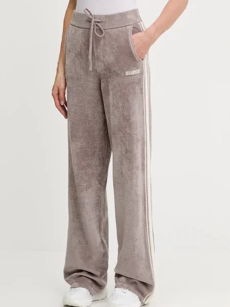 Спортен панталон Guess EMILIA с апликация бежово