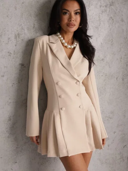 Rochie Ilarita bej