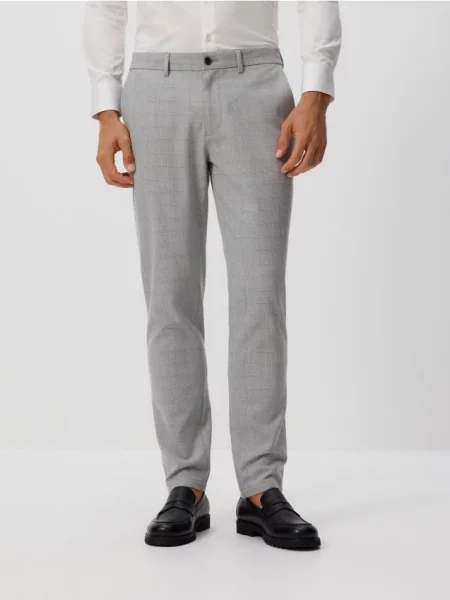 Reserved Pantaloni chino slim cu adaos de bej