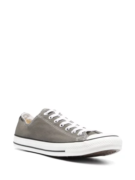 Pruhované tenisky Converse s potiskem červené