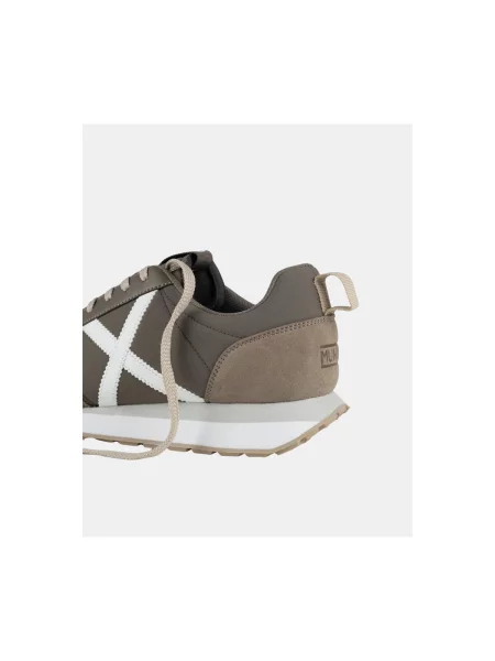 Pantofi Munich maro