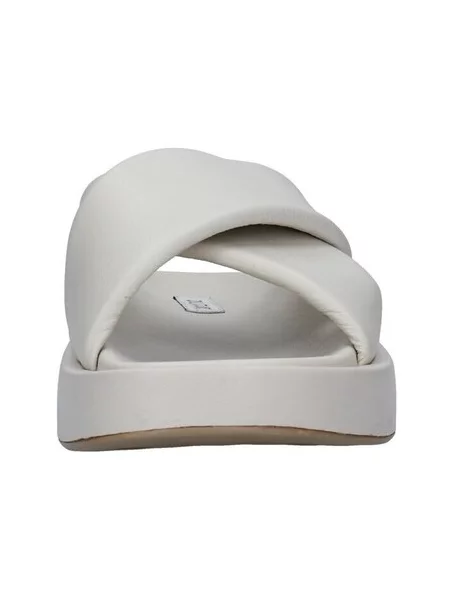 Pantofi Inuovo alb