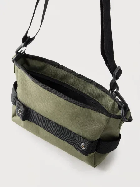 Carhartt WIP Kyle Shoulder Bag geantă mică pentru femei negru