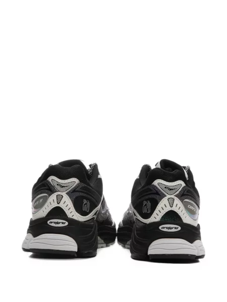 Маратонки Saucony бяло