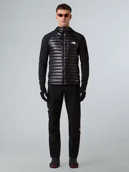 Зимова куртка The North Face чорний