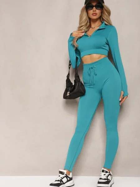 Miętowy Prążkowany Komplet Sportowy z Legginasami i Bluzą Cropped Ovelvi