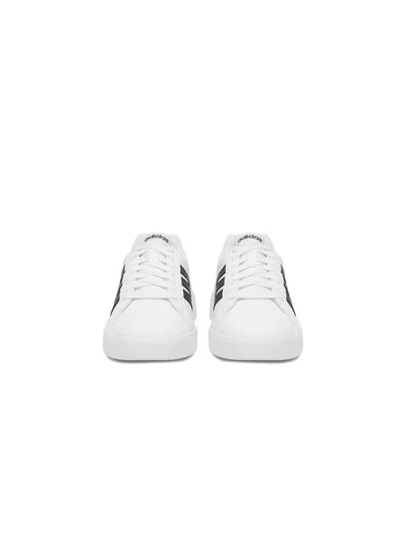 Sneakersy adidas bílé