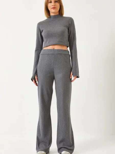 Bianco Lucci Costum cu pantaloni metalic gri