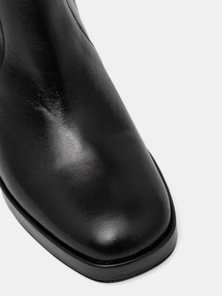 Кожаные сапоги Jonak черные