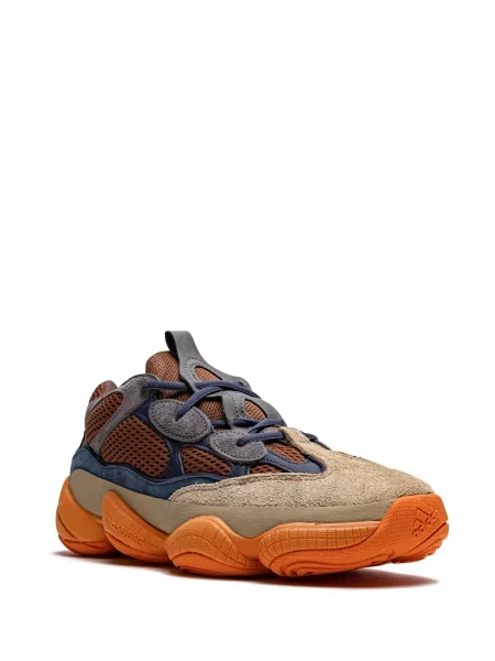 Sportbačiai Adidas Yeezy ruda