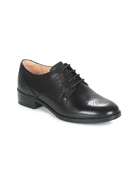 Derby Clarks črna